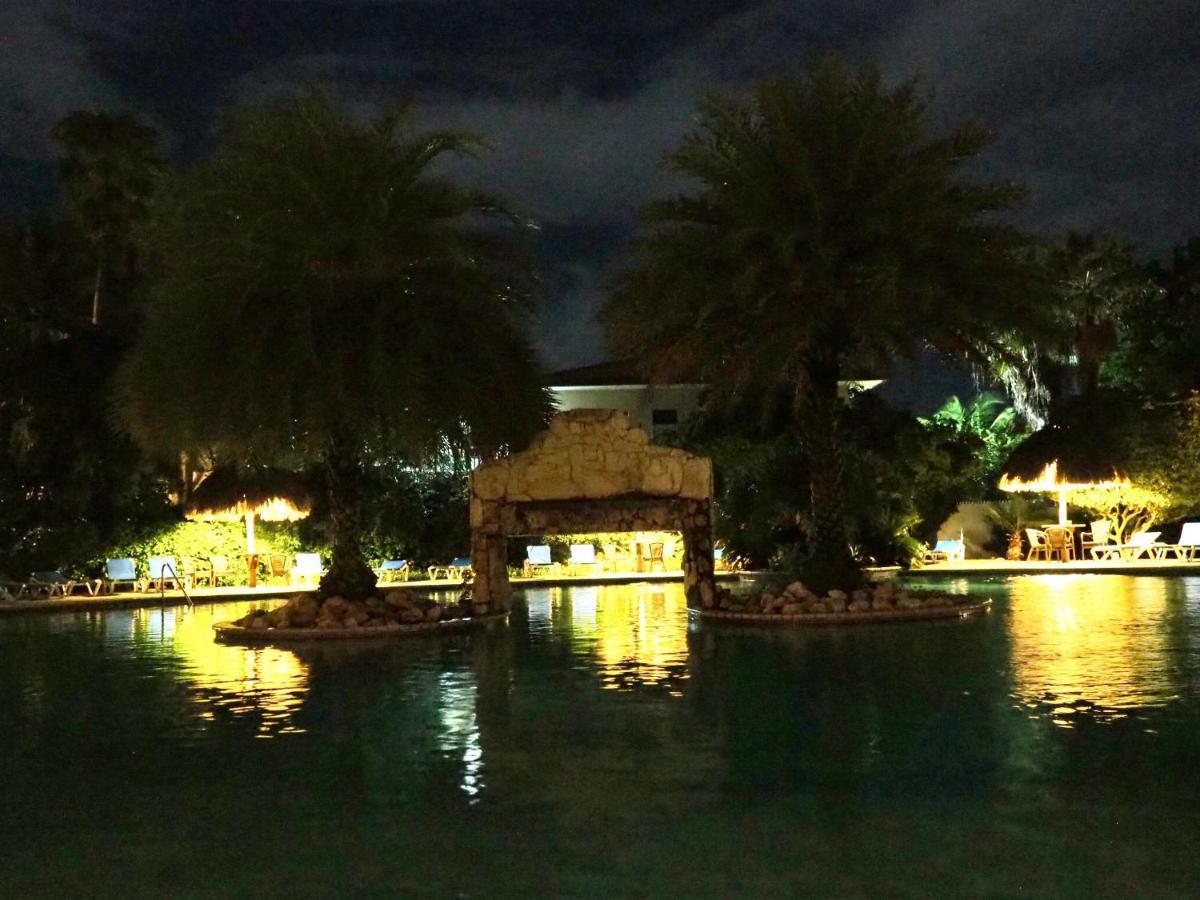 Kas Di Bami A-186 Op Seru Coral Resort - Ruim Appartement Met Groot Zwembad En Tropische Tuin Willemstad Exterior foto